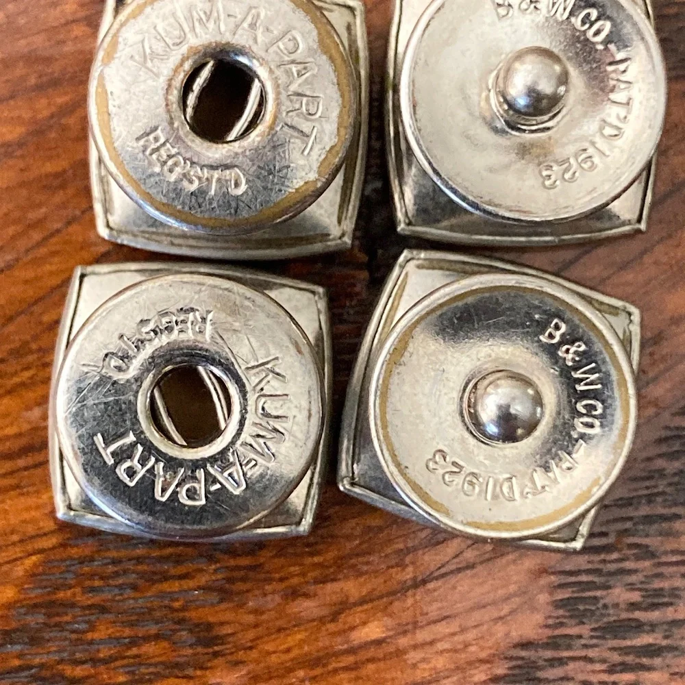 Vintage Baer & Wilde “Kum-A-Part” Single Cufflink – Letter G/L – B&W Pat 1923